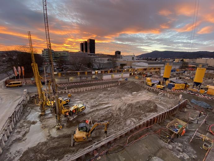 Keller-MTS - Herstellung einer Soilcrete®-Dichtsohle zur Baugrubenabdichtung